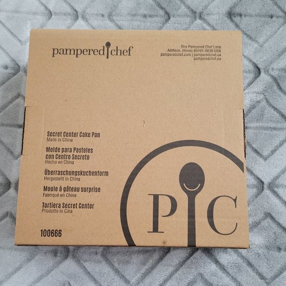 Pampered Chef Kitchen Pampered Chef Secret Center Cake Pannwot Poshmark